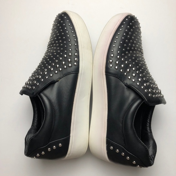 STEVE MADDEN "Smash" Slip on Sneakers Black Silver Studs Size 7.5 - Picture 4 of 6